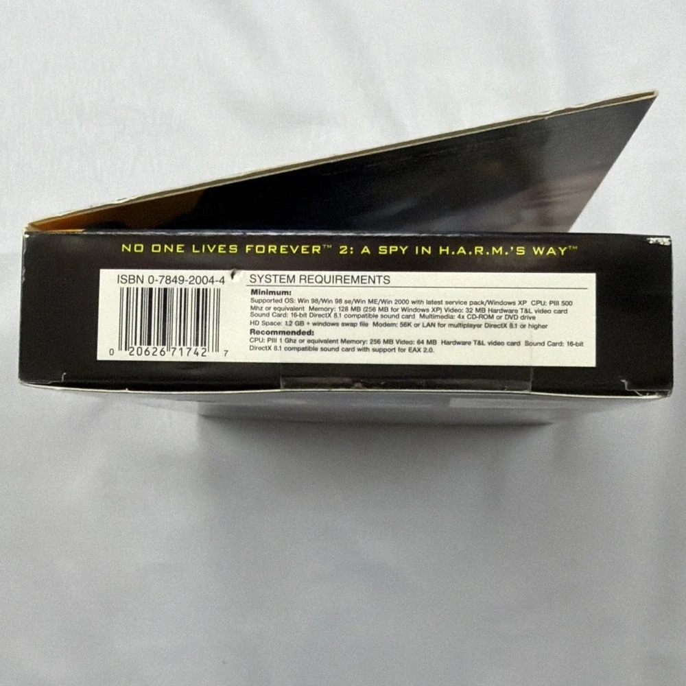 No One Lives Forever 2: A Spy in H.A.R.M.s Way NEW In Small Box PC\CD